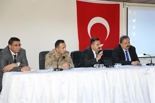 Viranşehir’de Muhtarlar Toplantısı Gerçekleştirildi